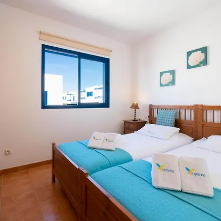 Casa Lola Vila *
