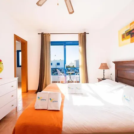 Casa Lola Vila